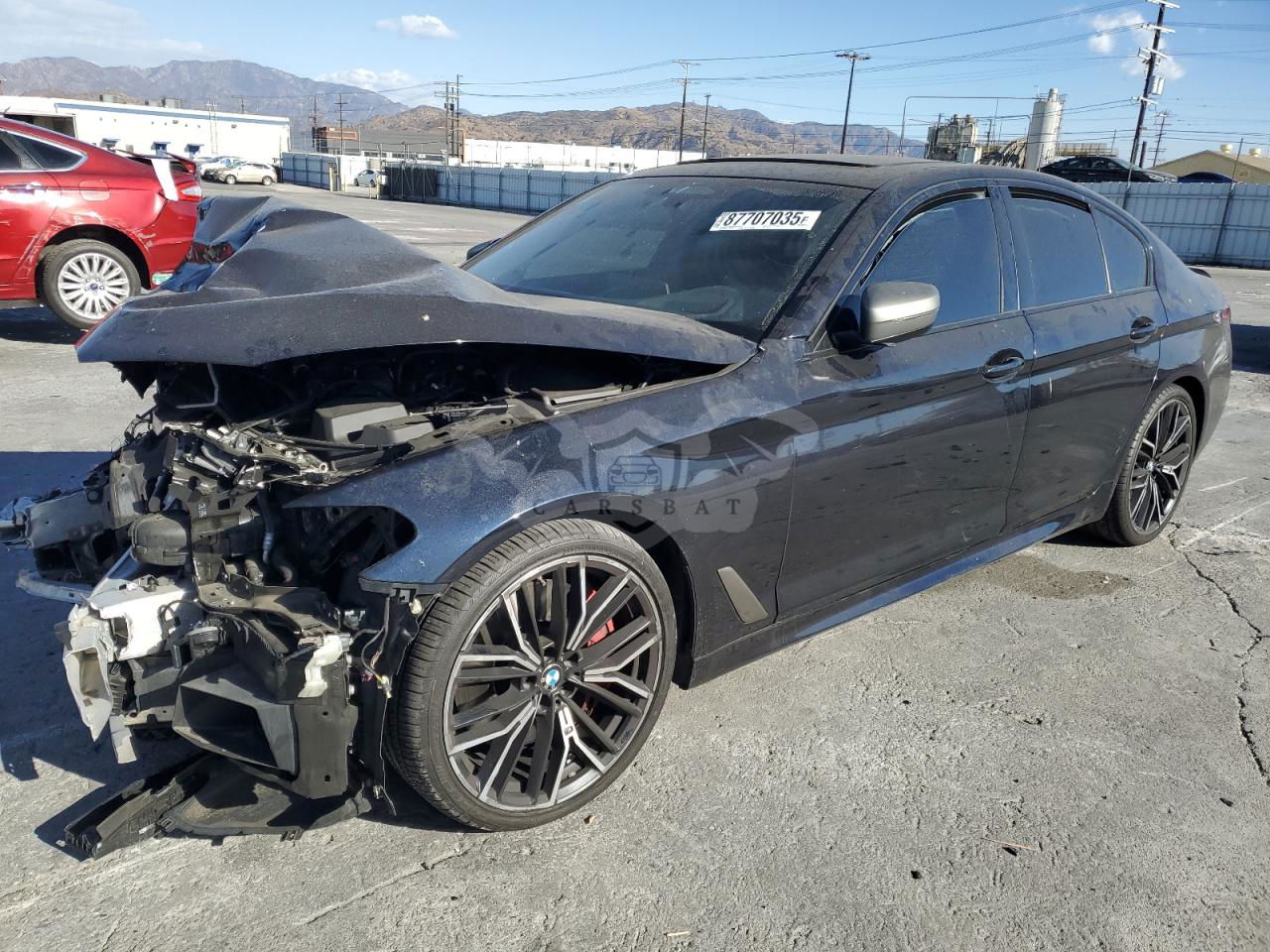 BMW M5 4.4L  8 2021