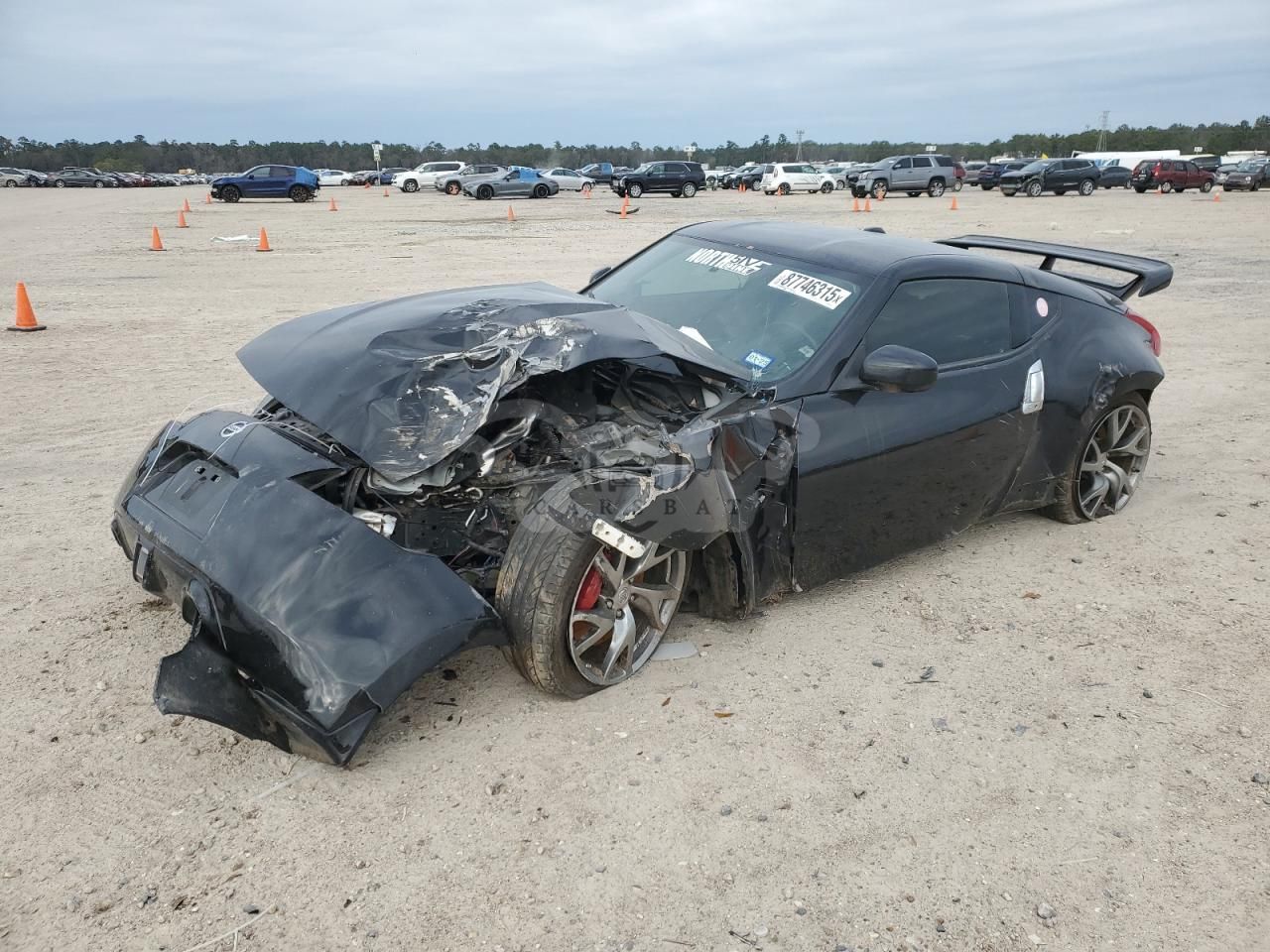 Nissan 370z BASE 3.7L 6 2013