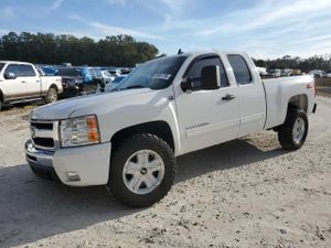 Chevrolet Silverado 1500 C1500 LT 5.3L 8 2011