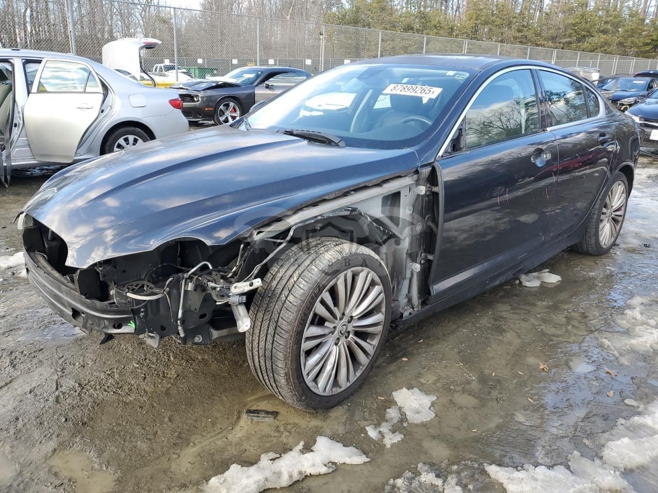 Jaguar XF 5.0L 8 2011