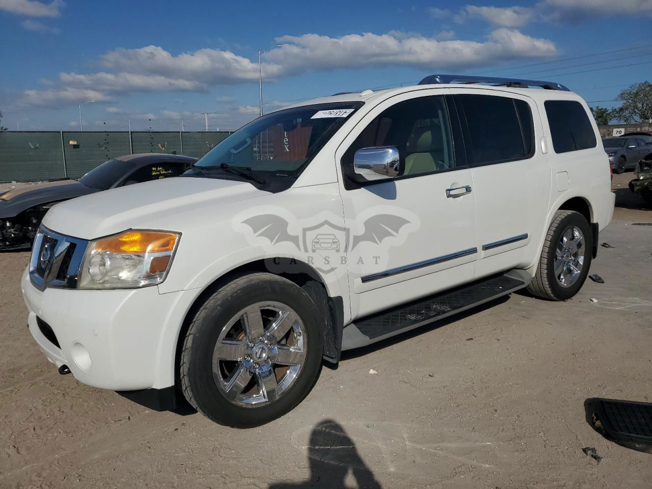 Nissan Armada PLATINUM 5.6L  8 2013