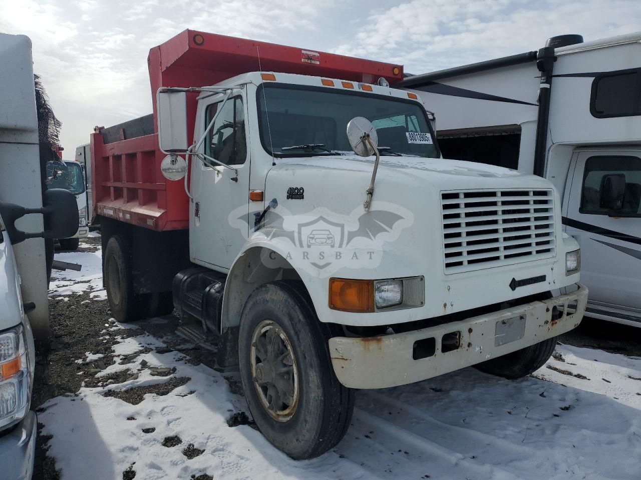 International DuraStar / 4000 4900 7.6L 6 1999