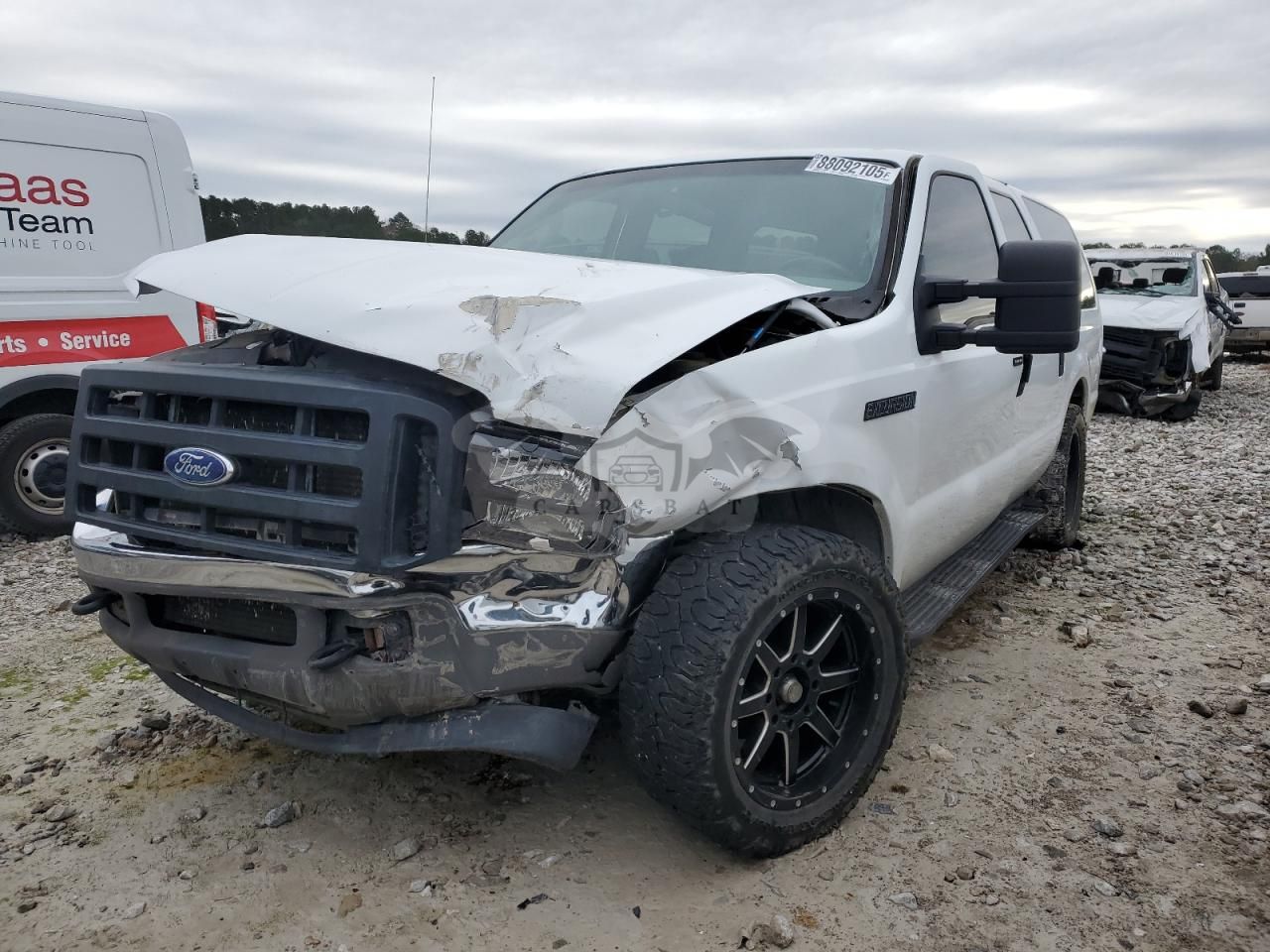 Ford Excursion XLT 6.8L 10 2004