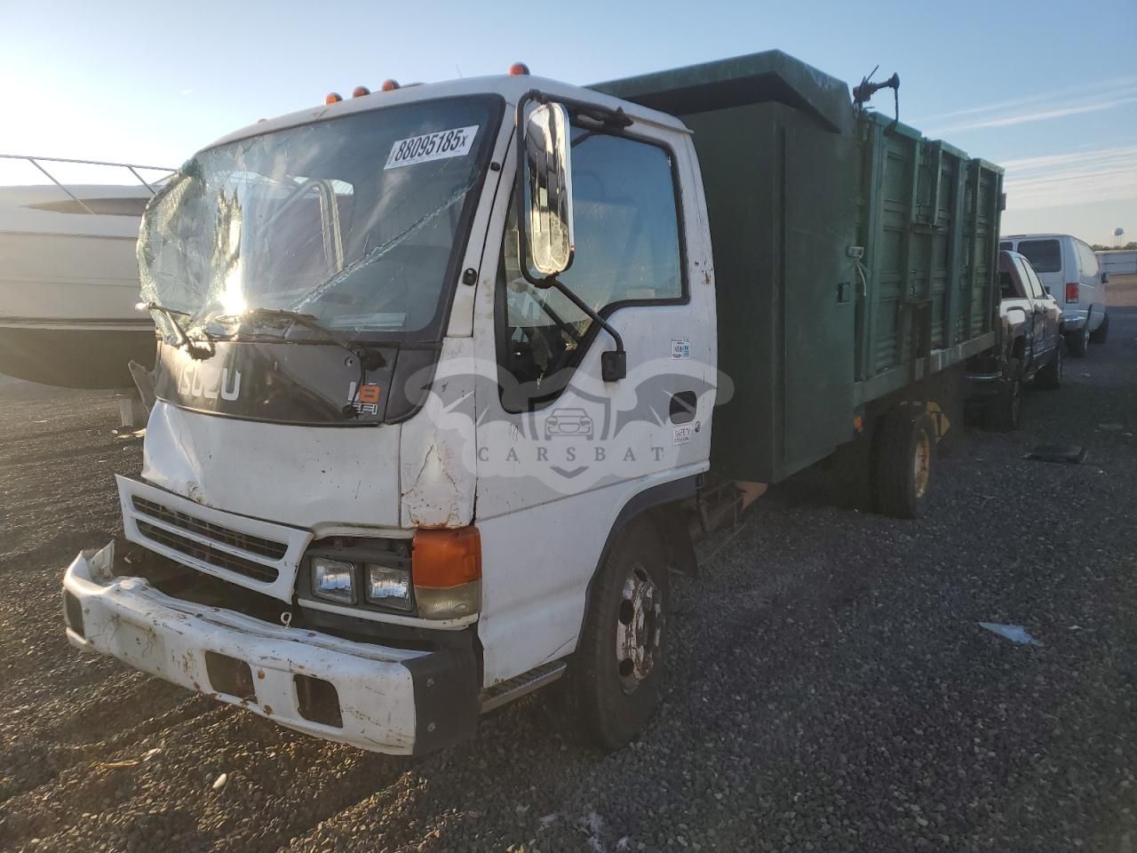 Isuzu NPR 5.7L 8 1999