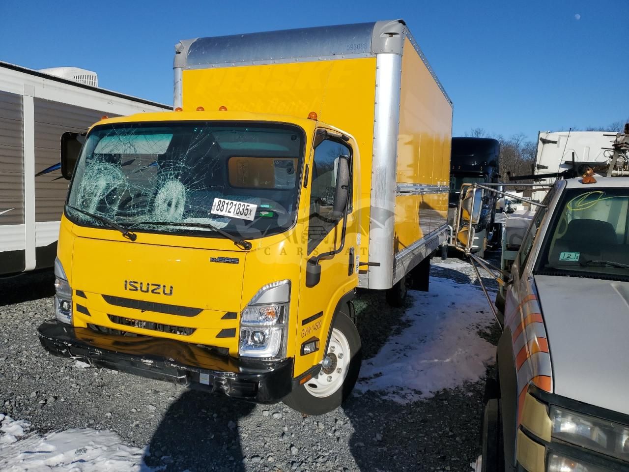 Isuzu NPR 6.6L 8 2024