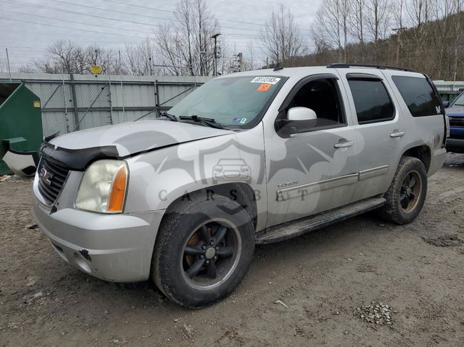 GMC Yukon SLE 5.3L  8 2011