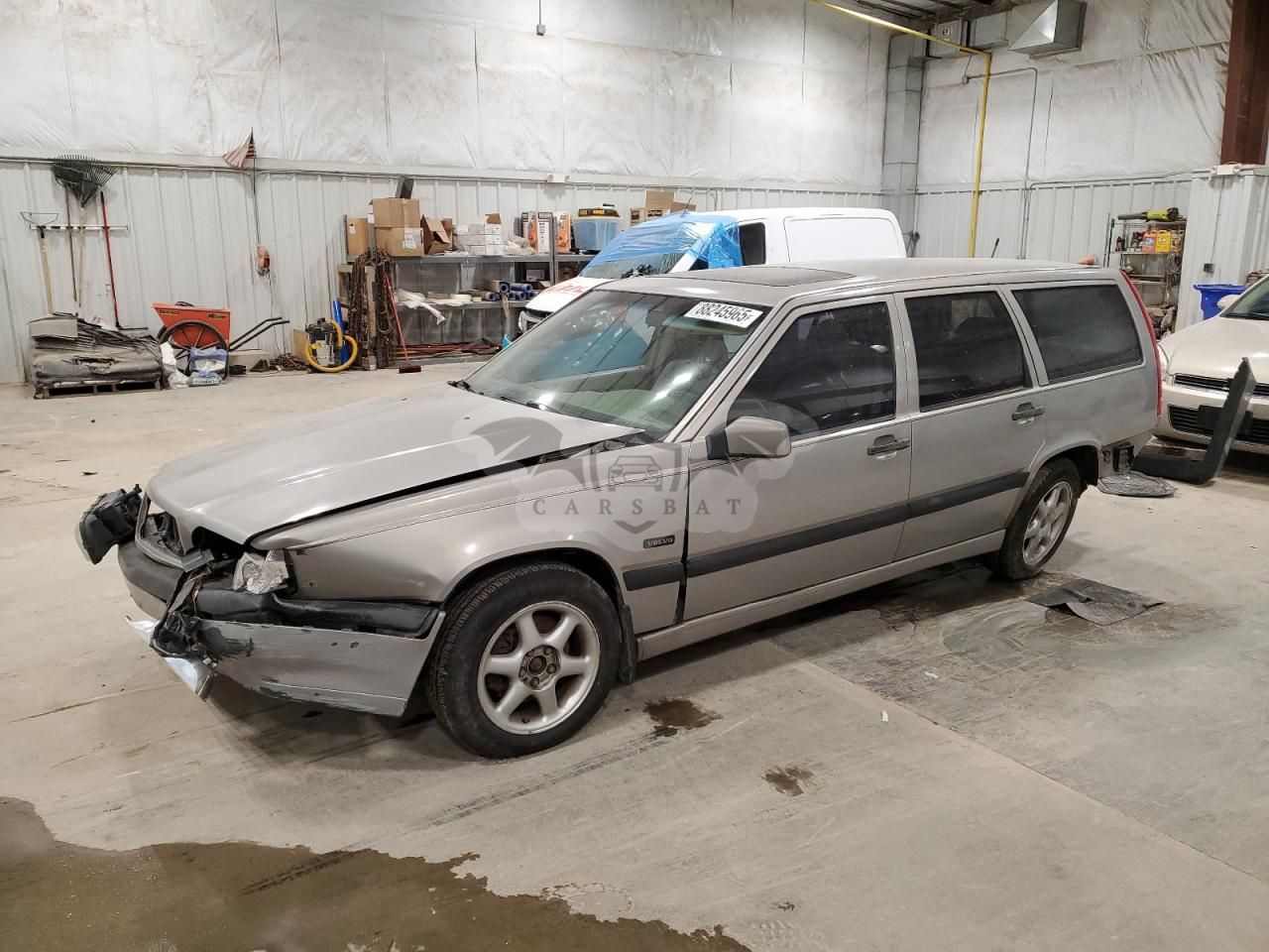 Volvo 850 BASE 2.4L 5 1995