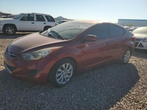 Hyundai Elantra GLS 1.8L 4 2013