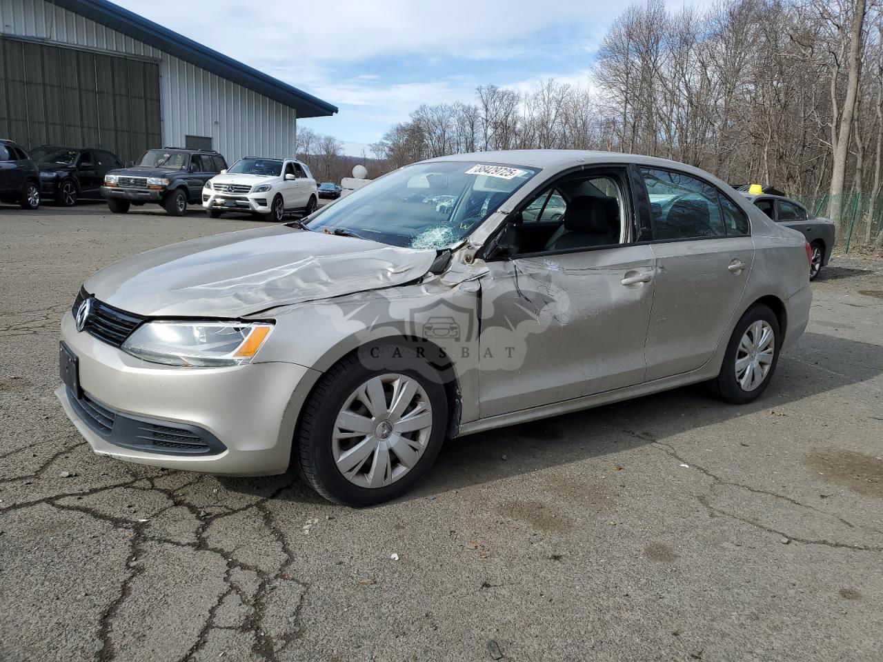 Volkswagen Jetta SE 2.5L  5 2012