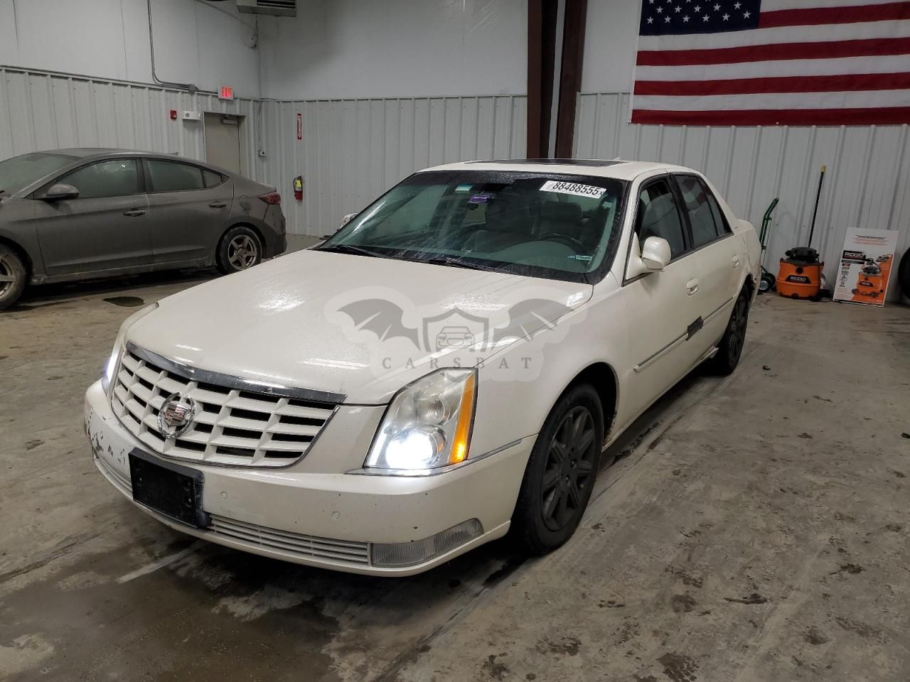 Cadillac DTS PREMIUM COLLECTION 4.6L 8 2010