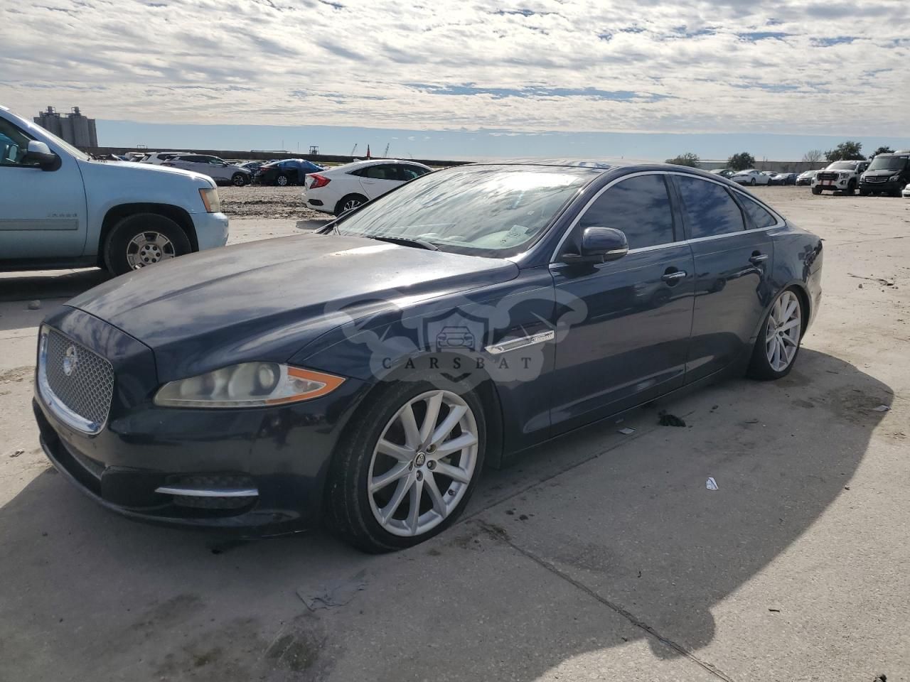 Jaguar XJ 5.0L 8 2011