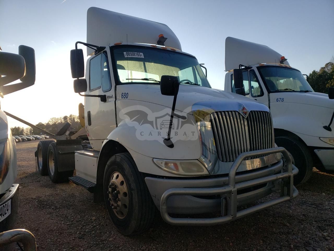 International TranStar / 8000 Series 8600 12.4L 6 2015