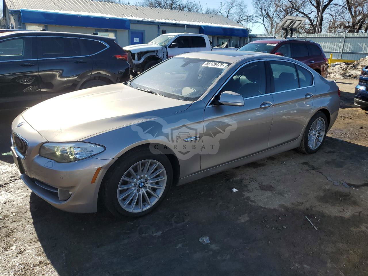BMW 5 Series XI 3.0L  6 2013
