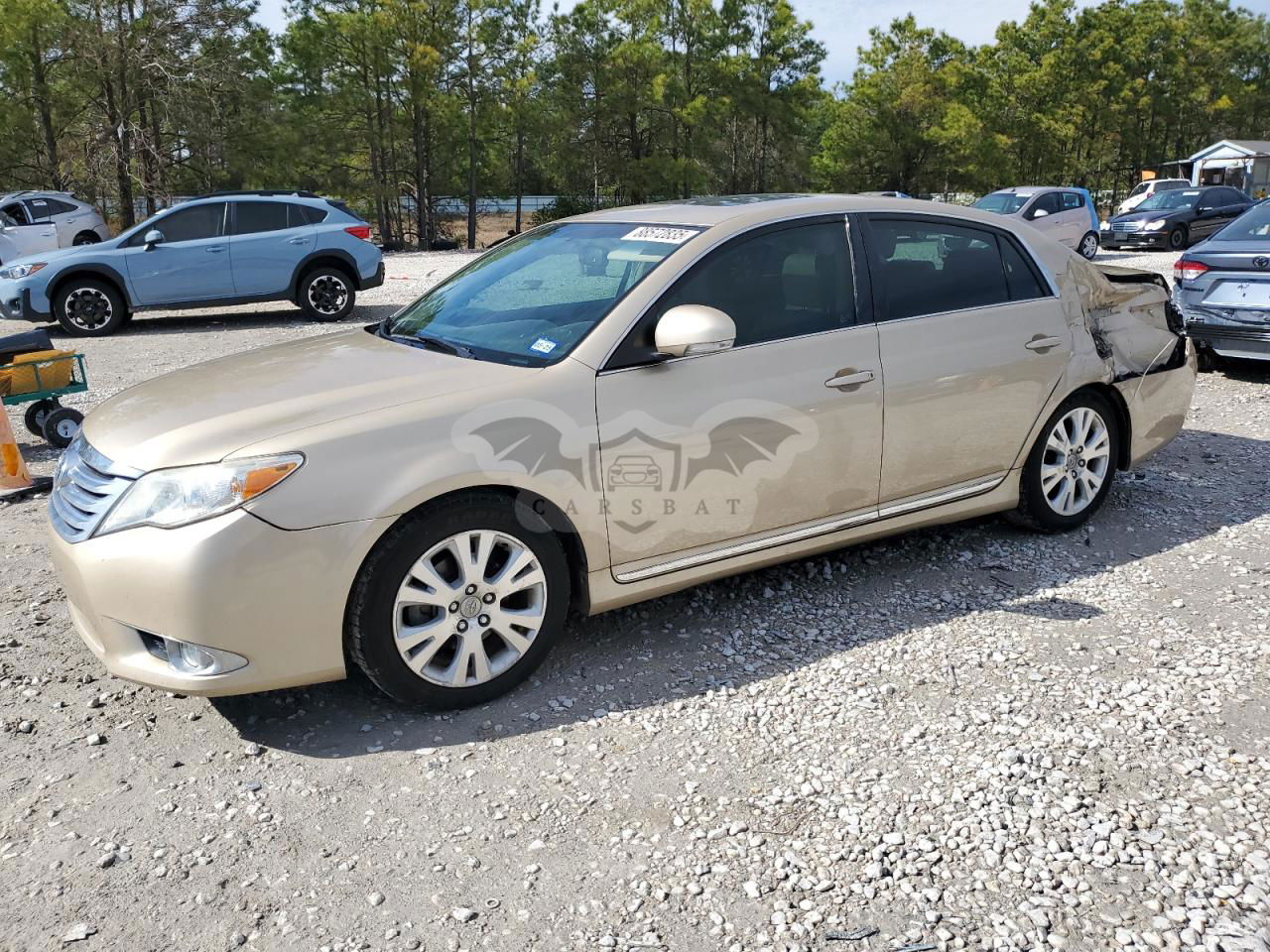 Toyota Avalon BASE 3.5L  6 2012