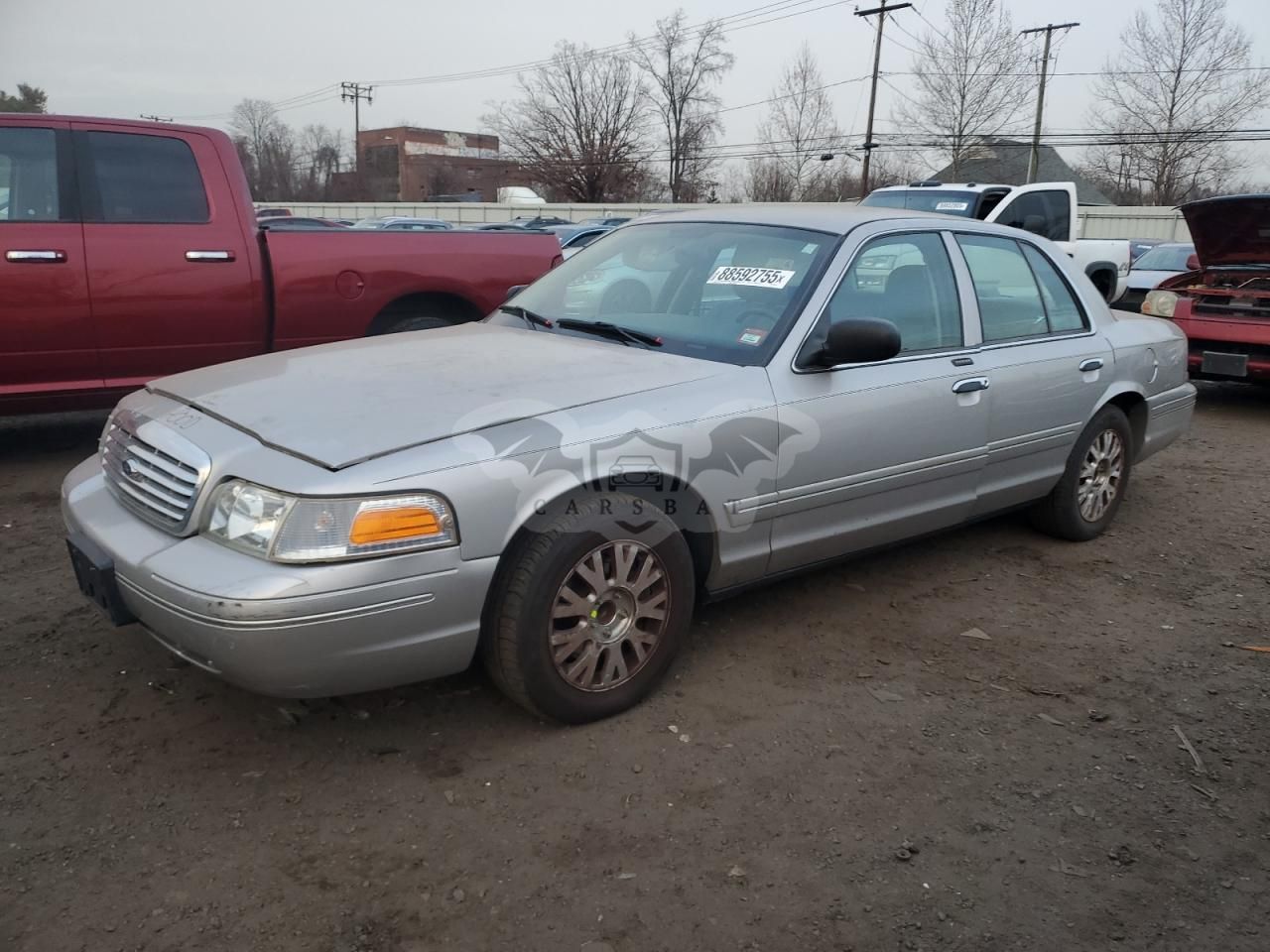 Ford Crown LX 4.6L 8 2005
