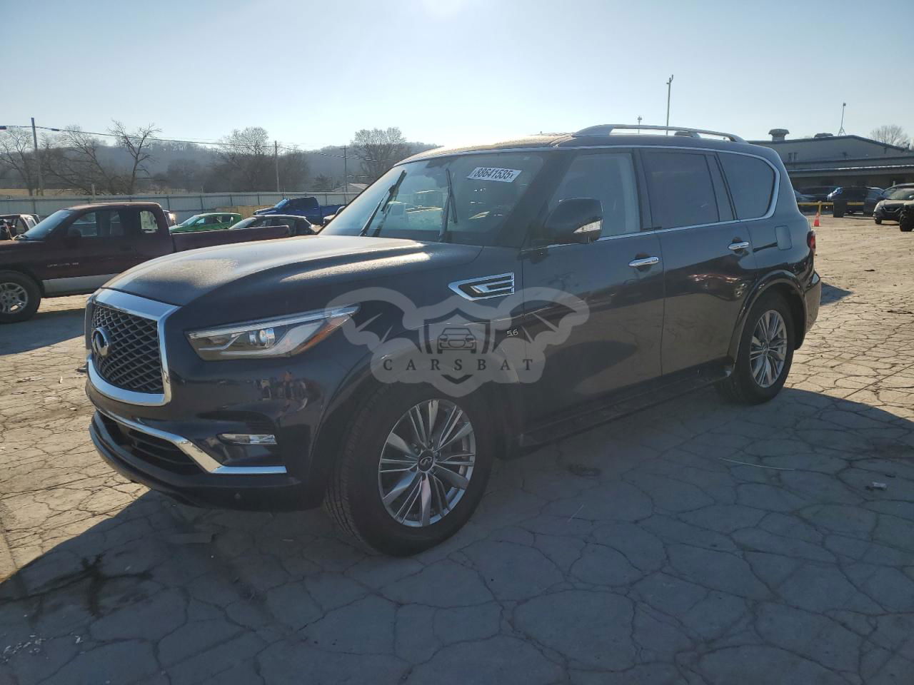 Infiniti QX80 5.6L  8 2020