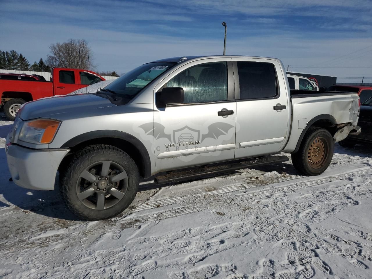 Nissan Titan S 5.6L 8 2015
