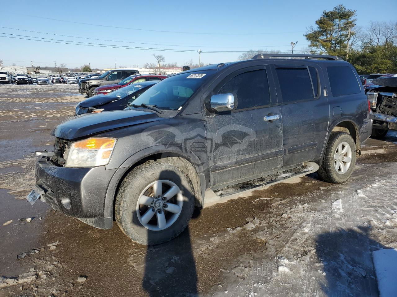 Nissan Armada SV 5.6L  8 2011