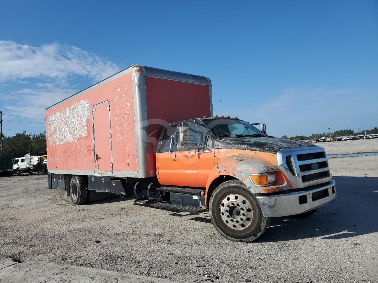 Ford F650 SUPER DUTY 5.9L 6 2007