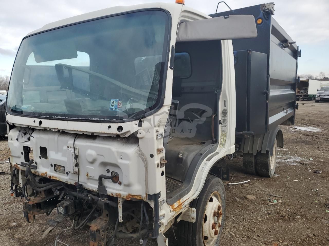 Isuzu NPR 6.0L 8 2015