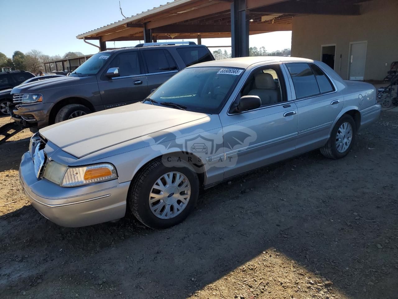 Ford Crown LX 4.6L 8 2004