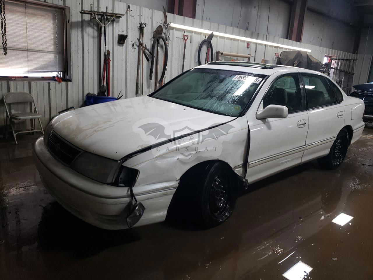 Toyota Avalon XL 3.0L  6 1999