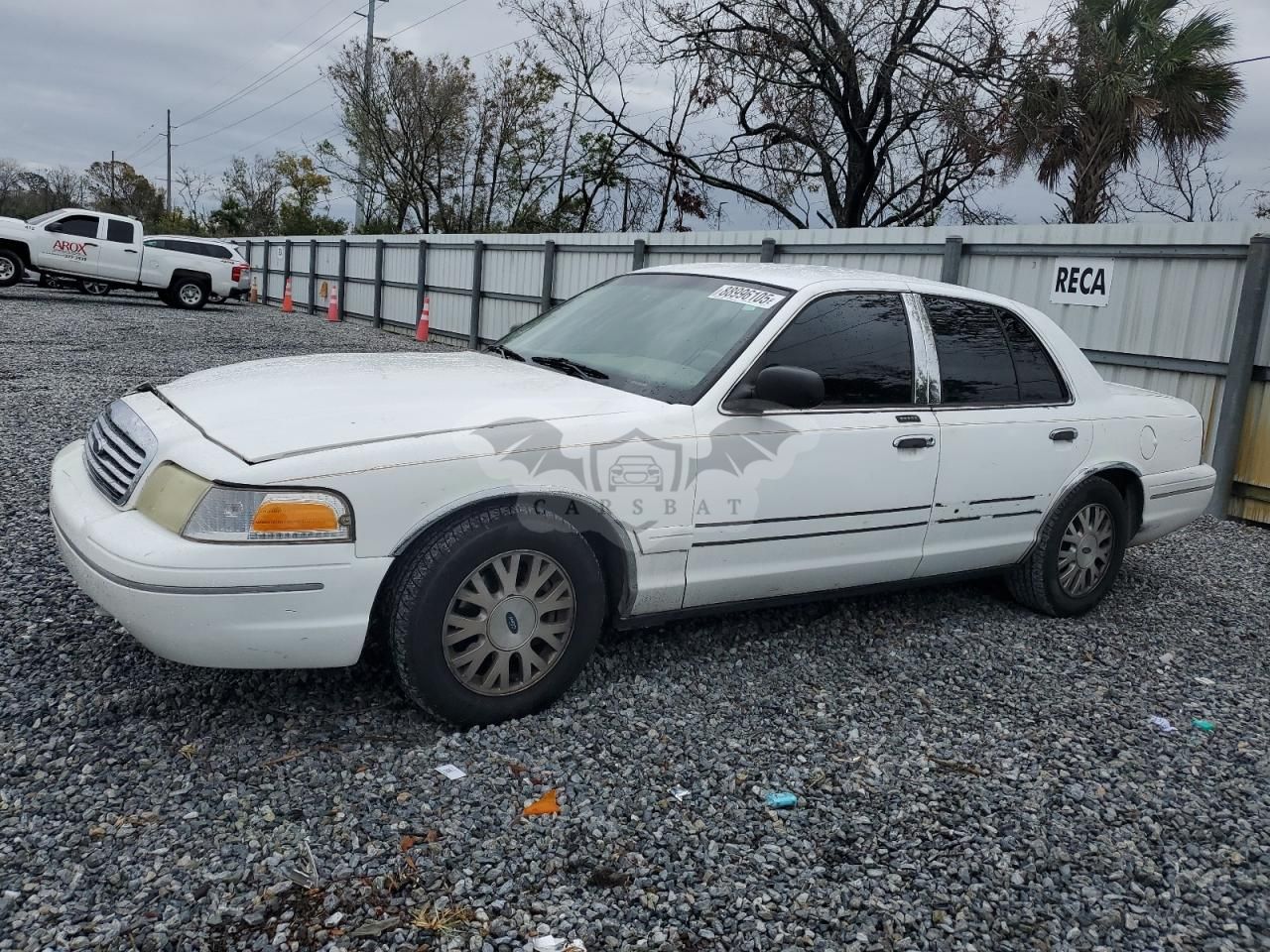 Ford Crown LX 4.6L 8 2004