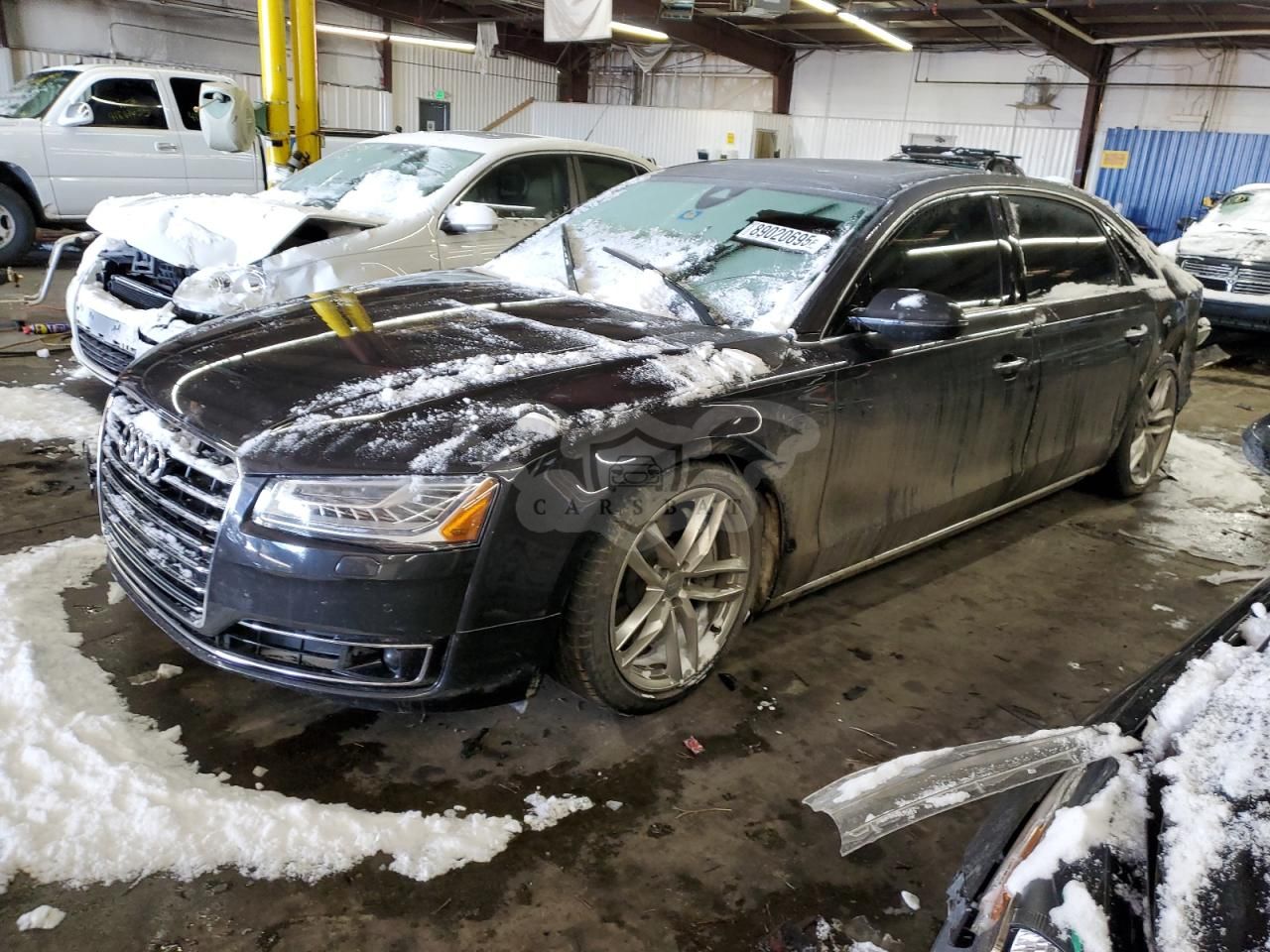 Audi A8 L QUATTRO 4.0L 8 2015