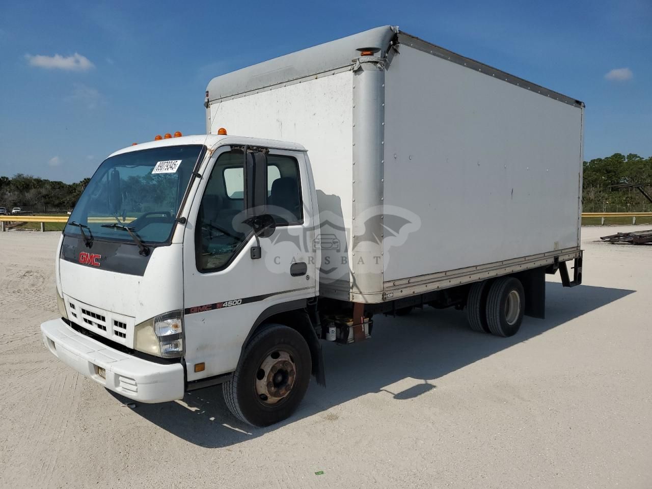GMC W-series W45042 5.2L 4 2007