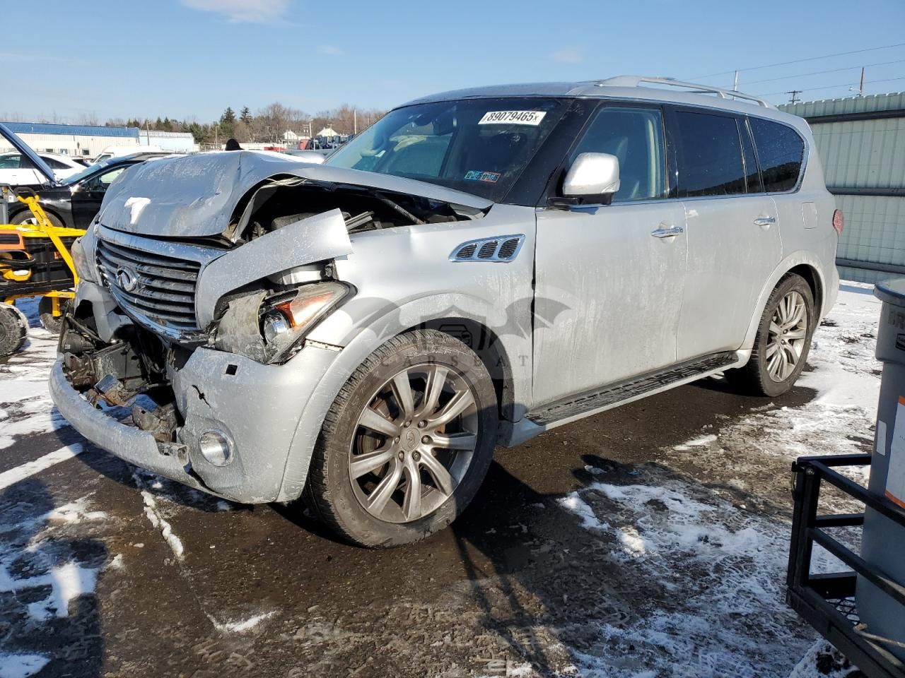 Infiniti QX56 5.6L 8 2011