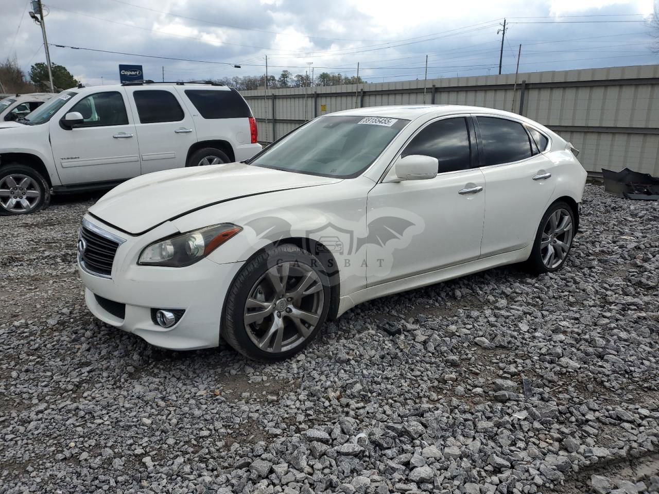 Infiniti M37 3.7L  6 2013