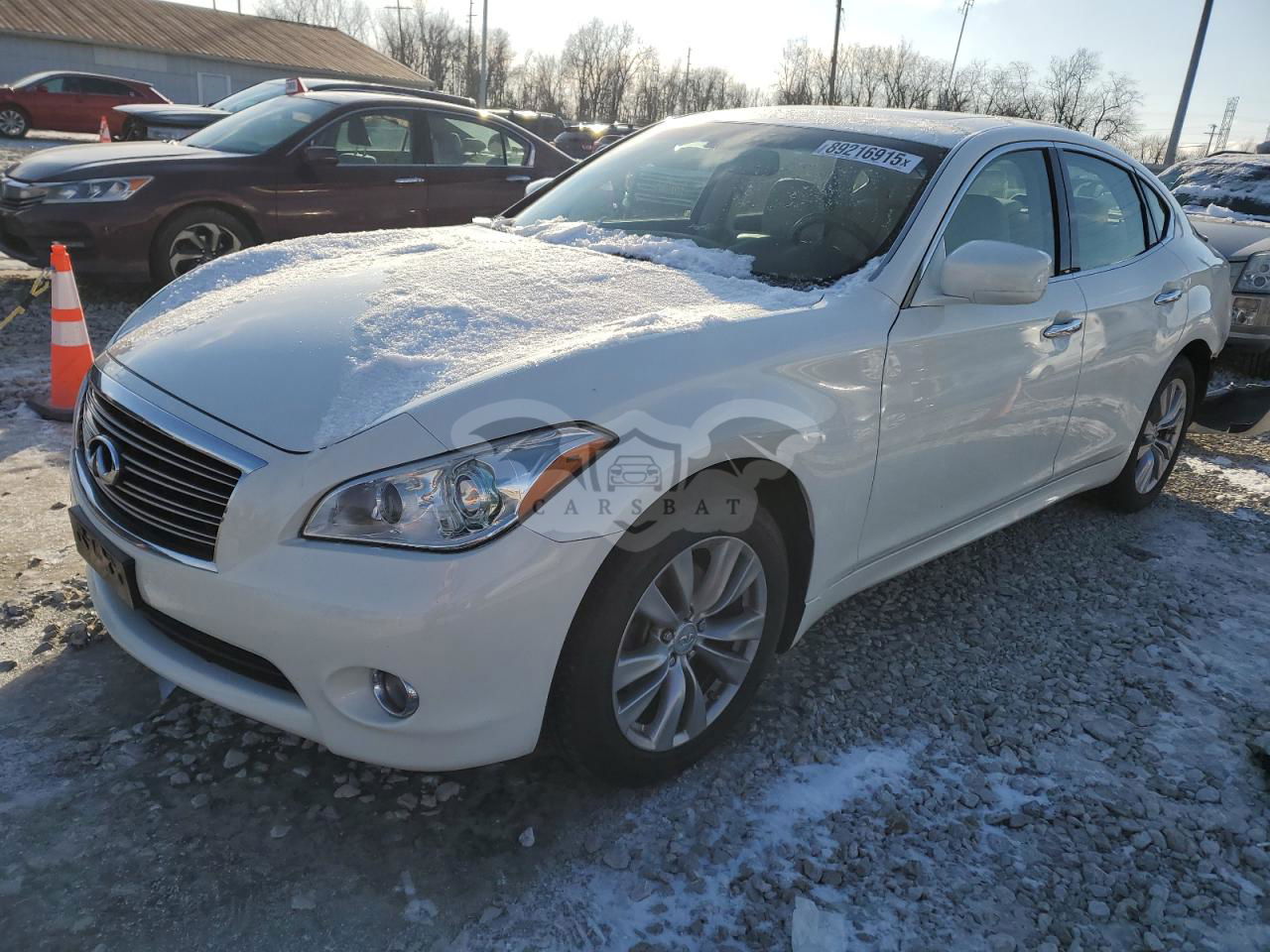 Infiniti M37 X 3.7L  6 2013