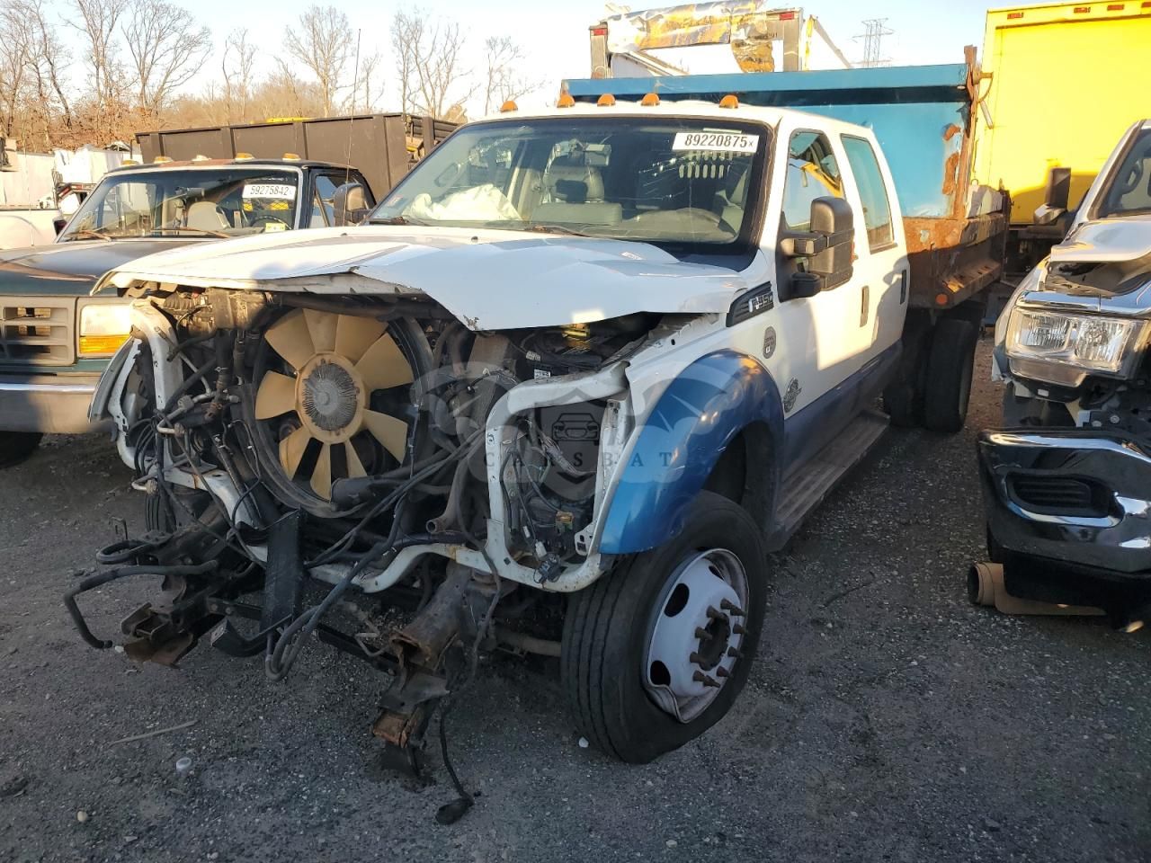 Ford F550 SUPER DUTY 6.7L 8 2015