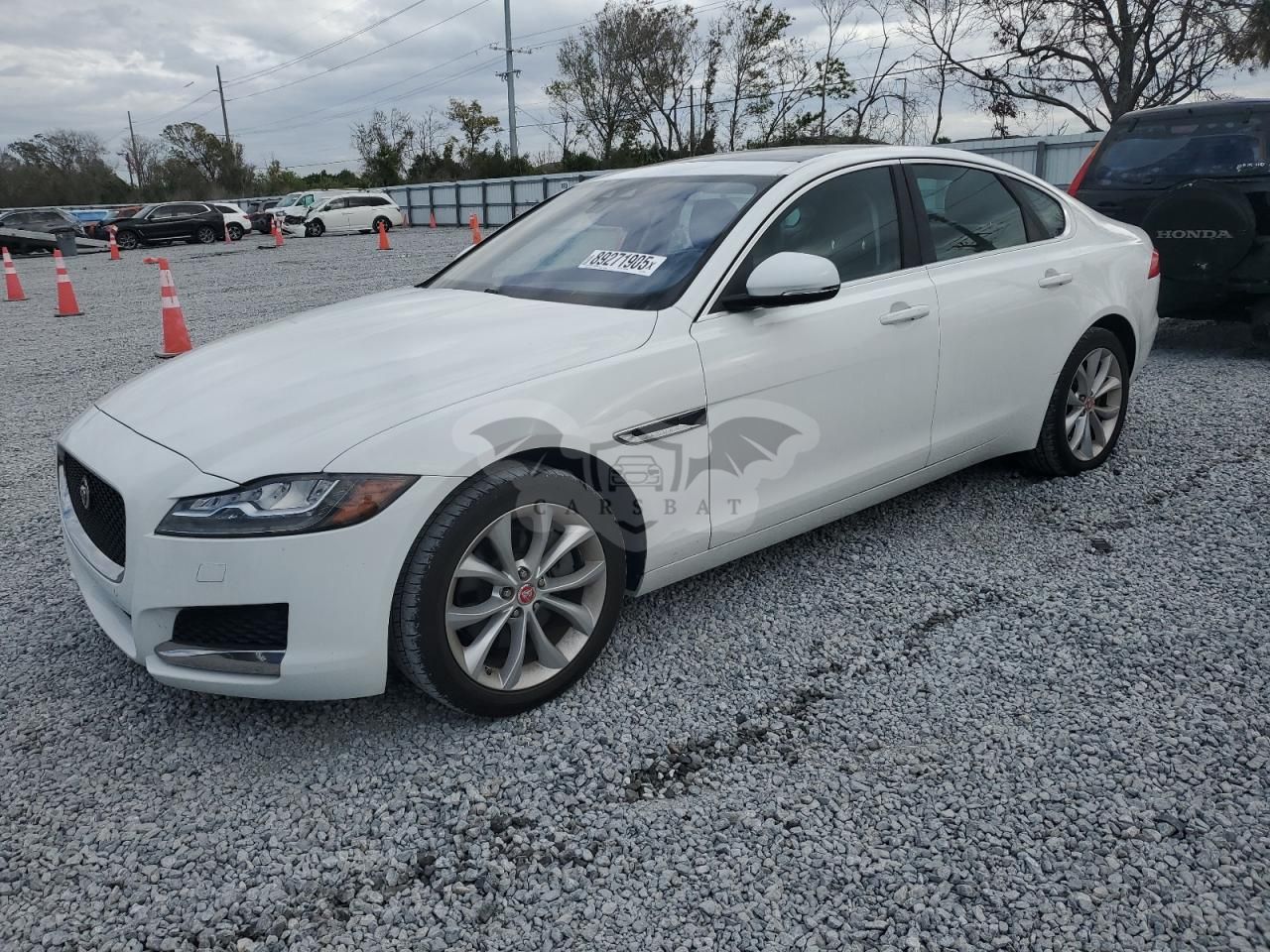Jaguar XF PREMIUM 2.0L 4 2018