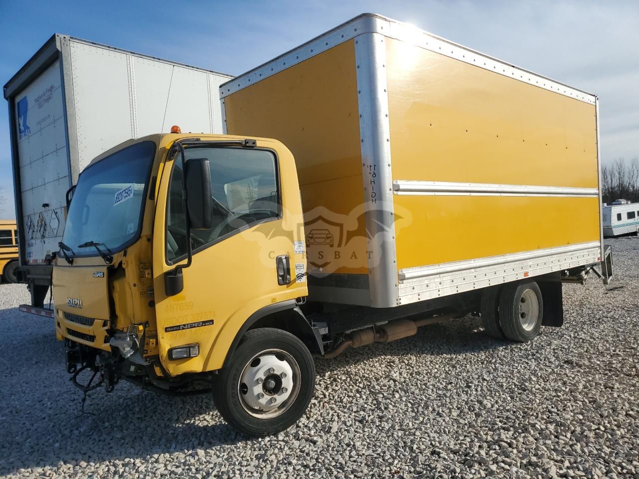 Isuzu NPR 6.6L 8 2021