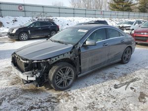 Mercedes-Benz CLA 250 2.0L 4 2015