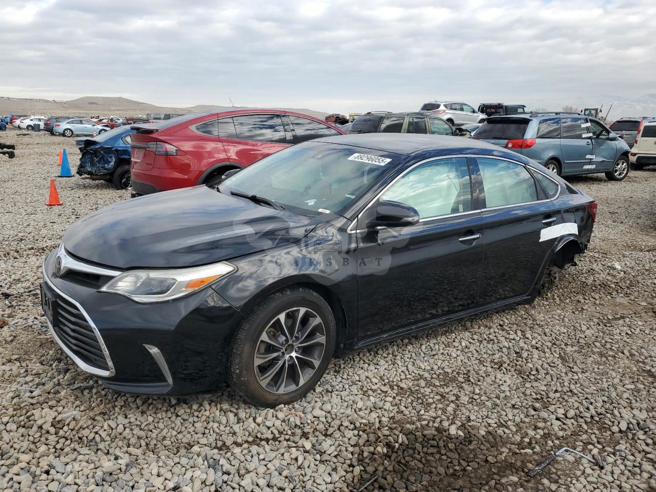 Toyota Avalon XLE 3.5L  6 2018