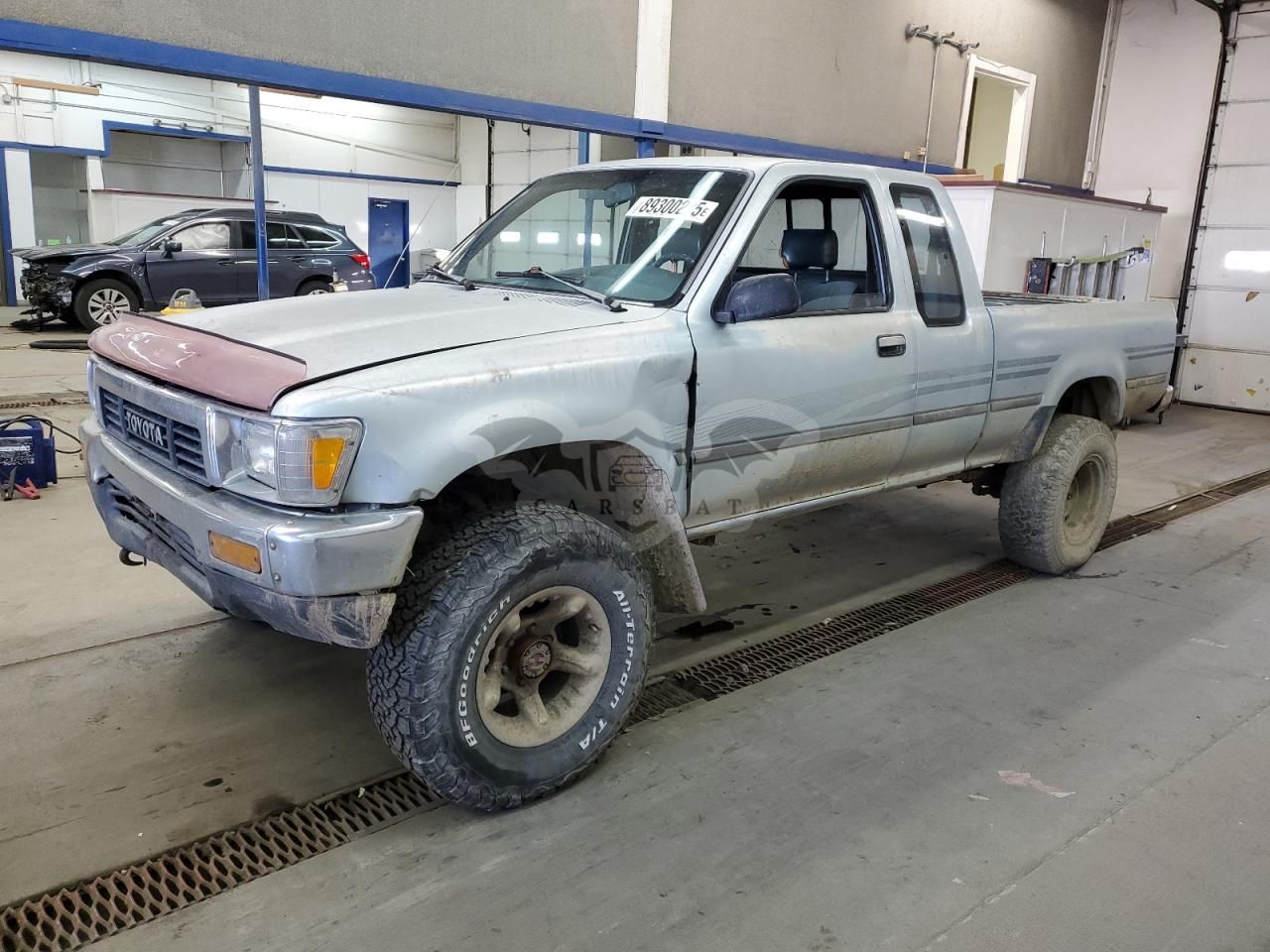 Toyota Hilux 1/2 TON EXTRA LONG WHEELBASE DLX 2.4L 4 1991