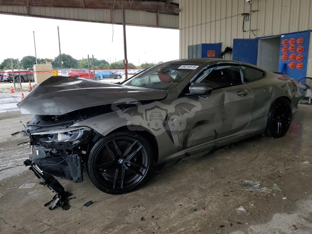 BMW M8 4.4L 8 2022