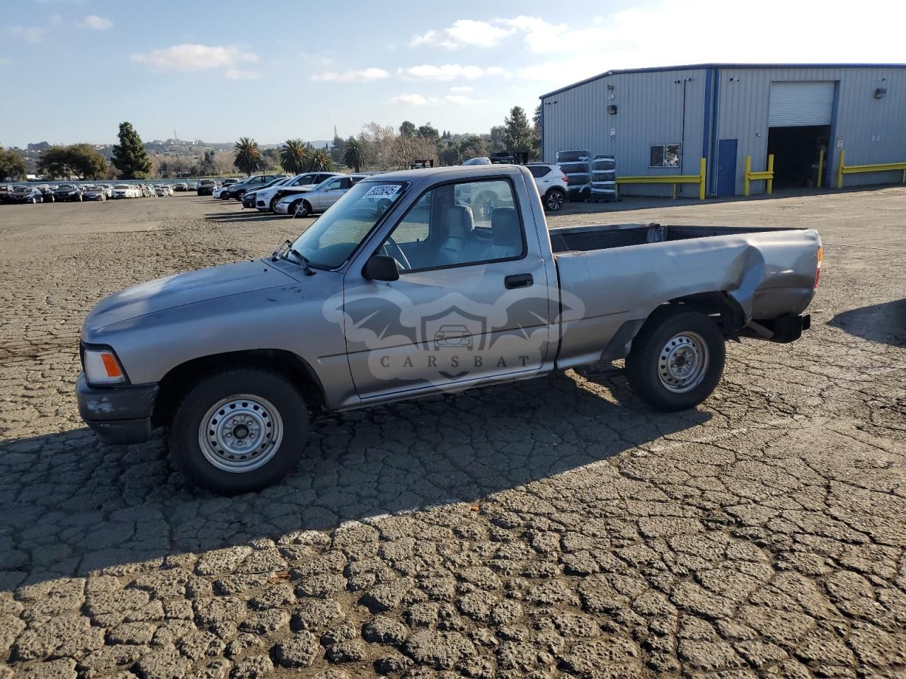 Toyota Hilux 1/2 TON SHORT WHEELBASE 2.4L 4 1995