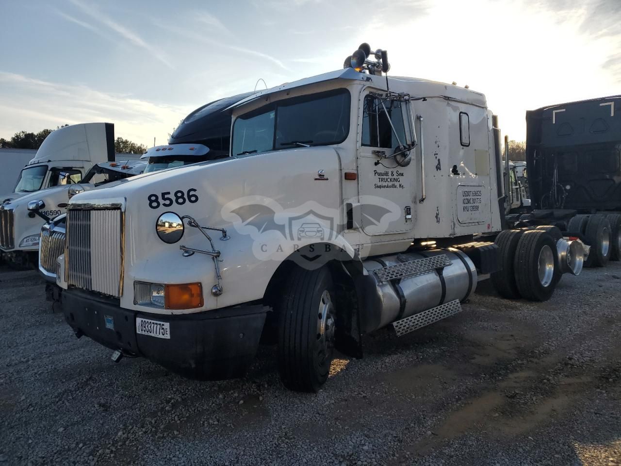 International 9000 Series 9400 14.0L 6 1996