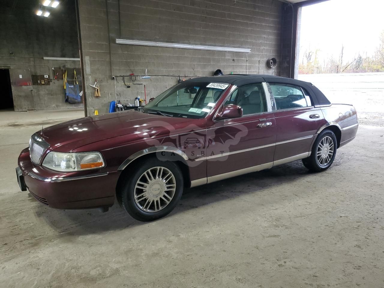 Lincoln Town Car DESIGNER 4.6L 8 2006