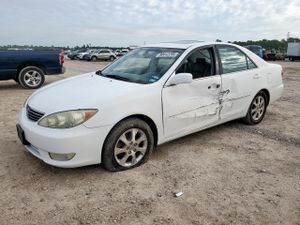 Toyota Camry LE 3.0L 6 2006