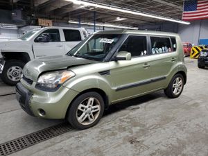 Kia Soul + 2.0L 4 2011