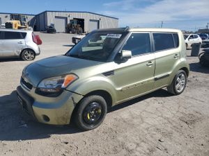 Kia Soul + 2.0L 4 2011