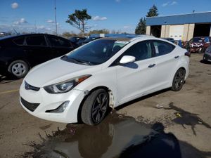 Hyundai Elantra SE 1.8L 4 2015