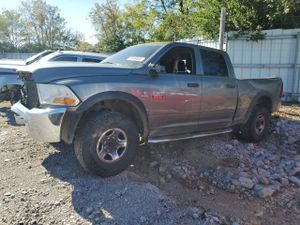Dodge RAM ST 6.7L 6 2012