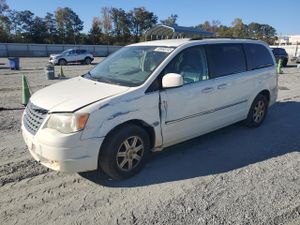 Chrysler Town & Country TOURING 3.8L 6 2010