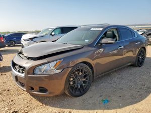 Nissan Maxima S 3.5L 6 2014