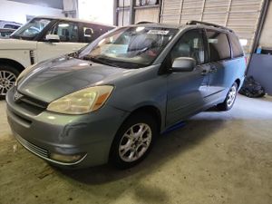Toyota Sienna XLE 3.3L 6 2004
